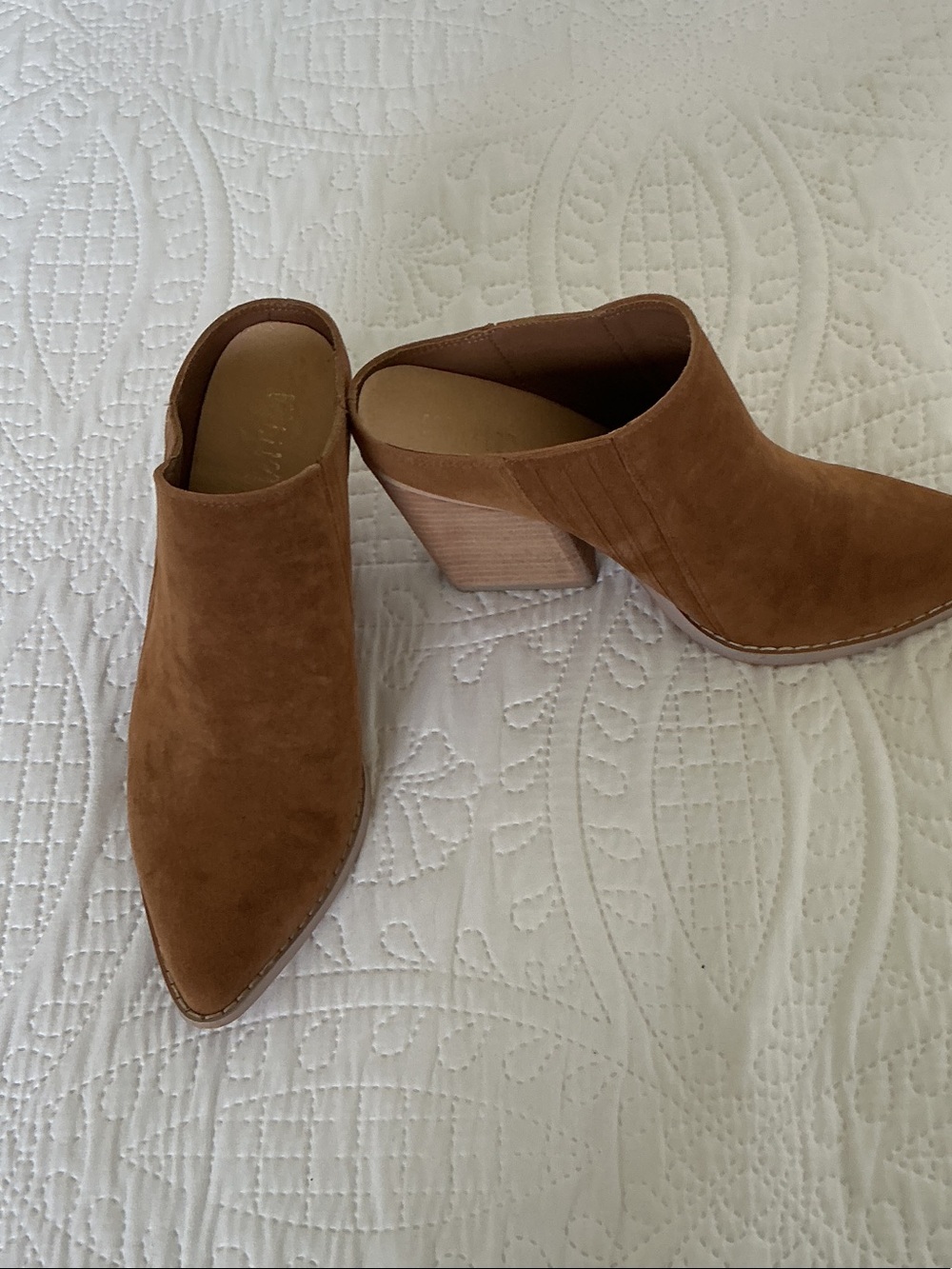 Mi.iM Brown Suede Pointed-Toe Mule Heels